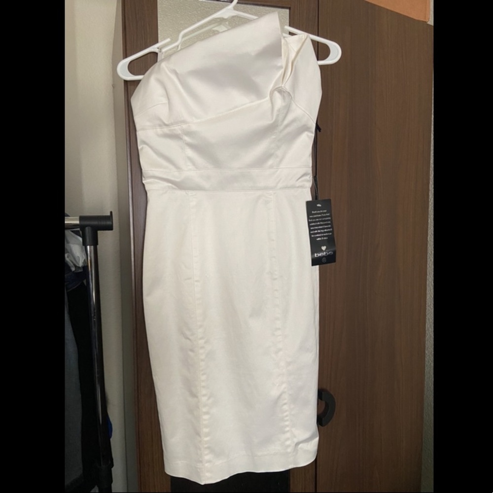 Bebe size 6 strapless white dress. New with tags.